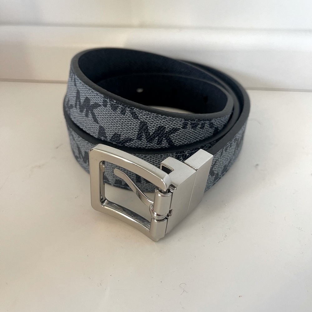 Leather double sided Michael kors Belt